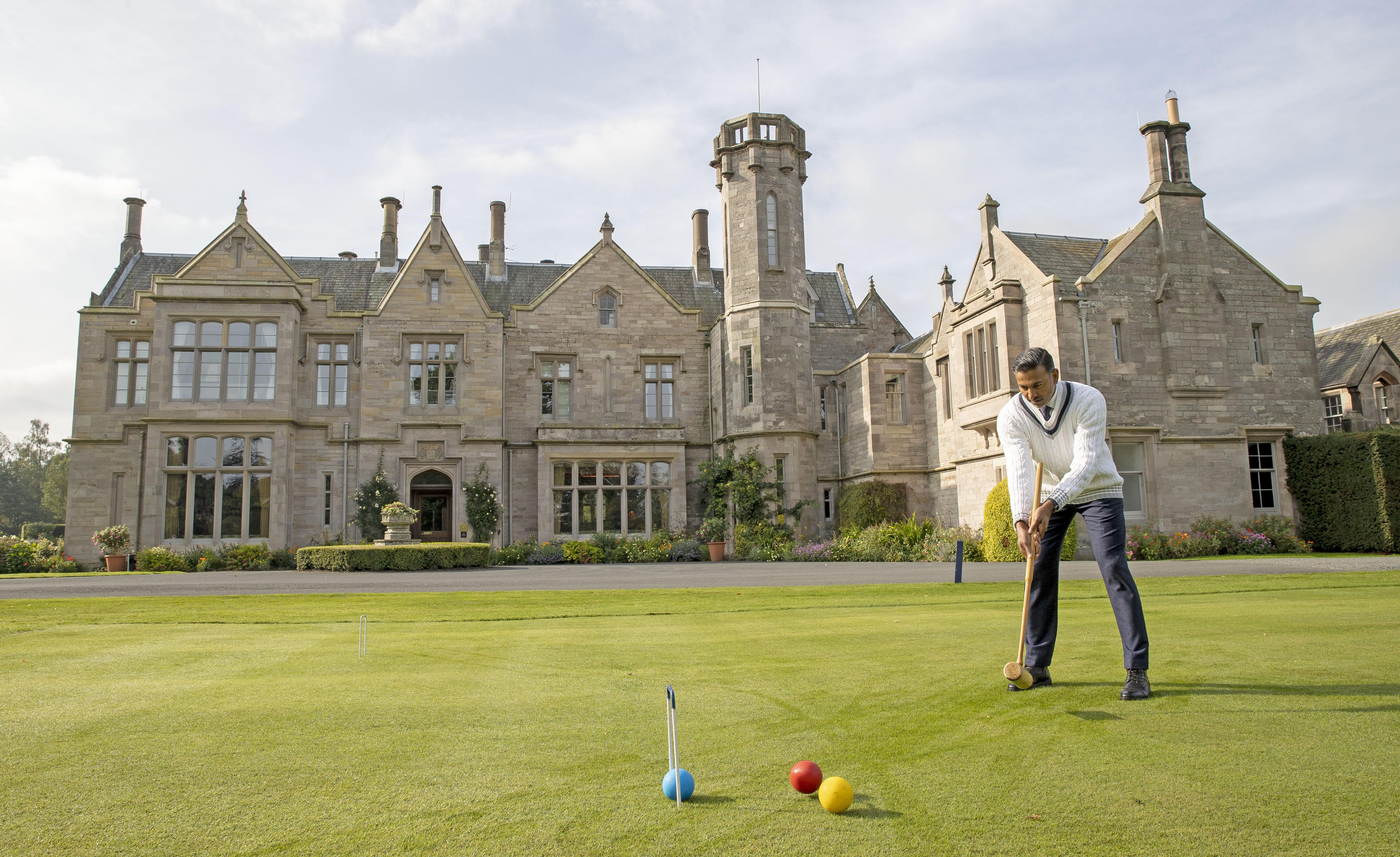 Schloss Roxburghe, Part Of Destination By Hyatt ภายนอก รูปภาพ The golf house