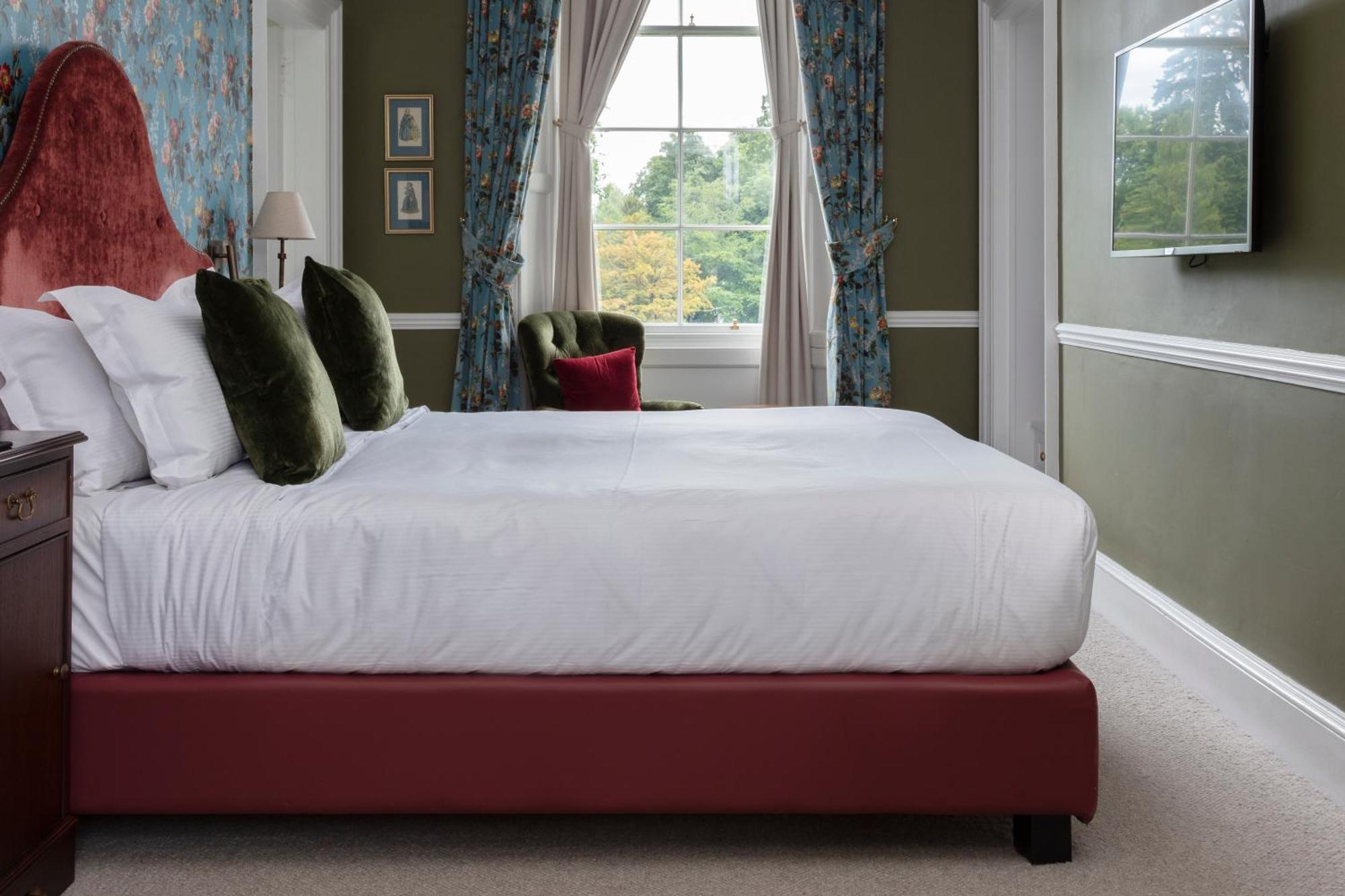 Schloss Roxburghe, Part Of Destination By Hyatt ภายนอก รูปภาพ A bedroom at the hotel