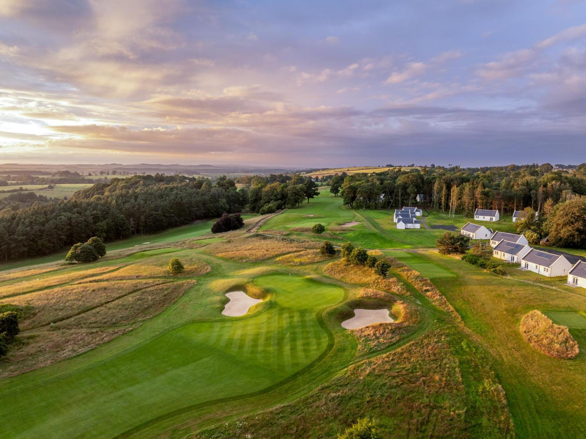 Schloss Roxburghe, Part Of Destination By Hyatt ภายนอก รูปภาพ The 18th hole at the Old Golf Course